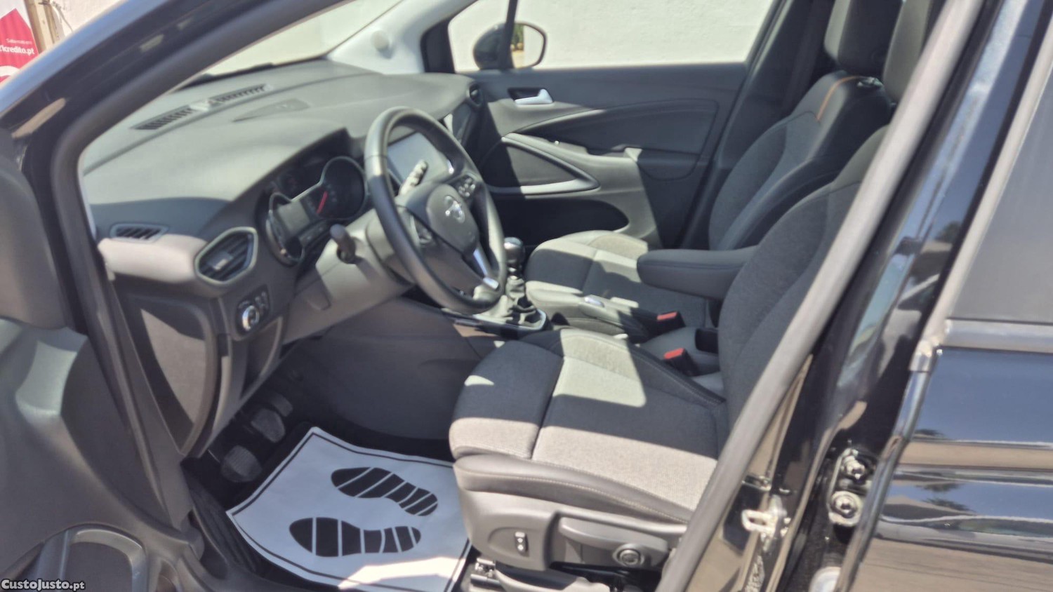 Opel Crossland 1.2 T Business Edition — fotografia 16