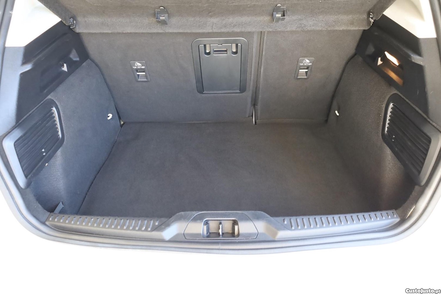 Ford Focus 1.0 EcoBoost MHEV Connected — fotografia 14