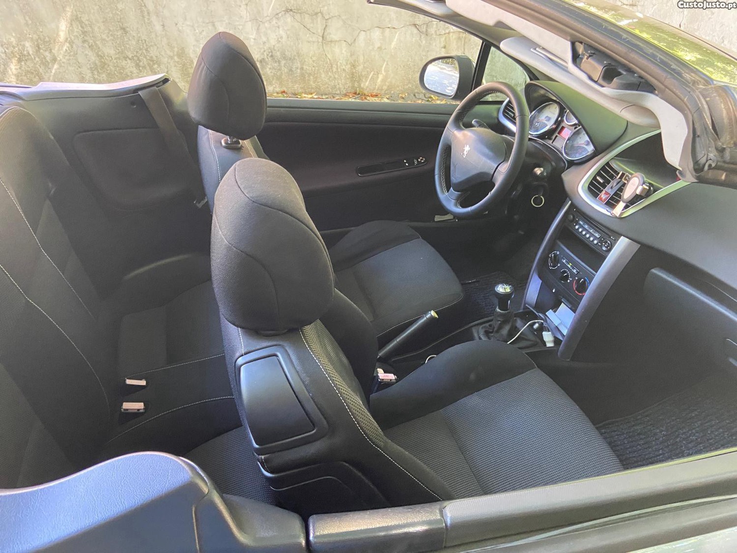 Peugeot 207 Cabrio Diesel 110cv — fotografia 6