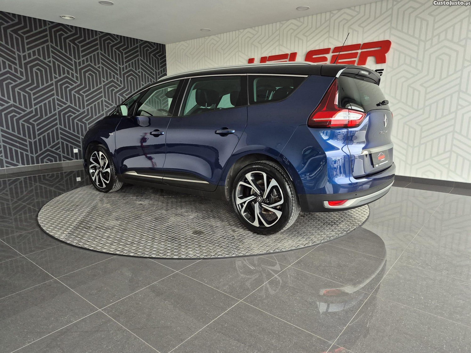 Renault Grand Scénic 1.5 dCi Bose Edition SS - 19 — photo 5