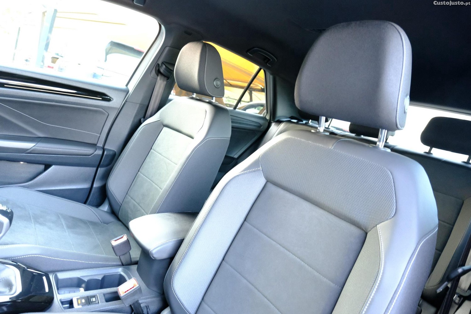 Volkswagen T-Roc 1.0 TSI Black Style — fotografia 18