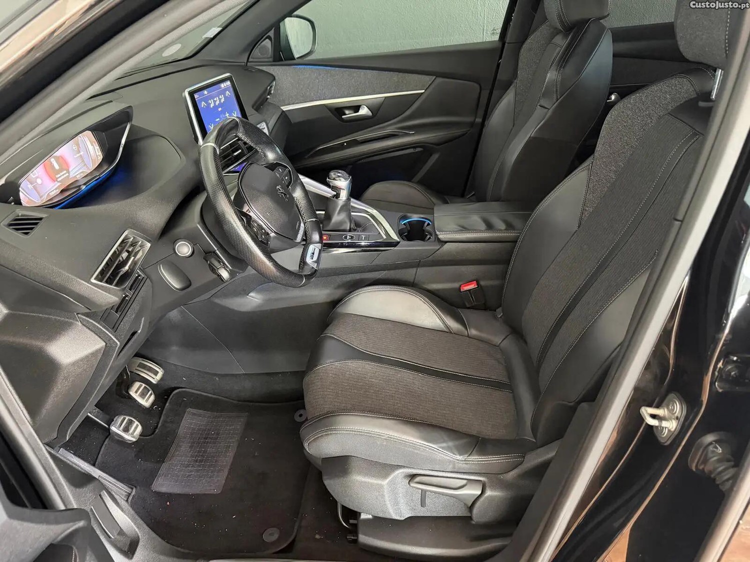 Peugeot 3008 1.2 PureTech GT Line — fotografia 12