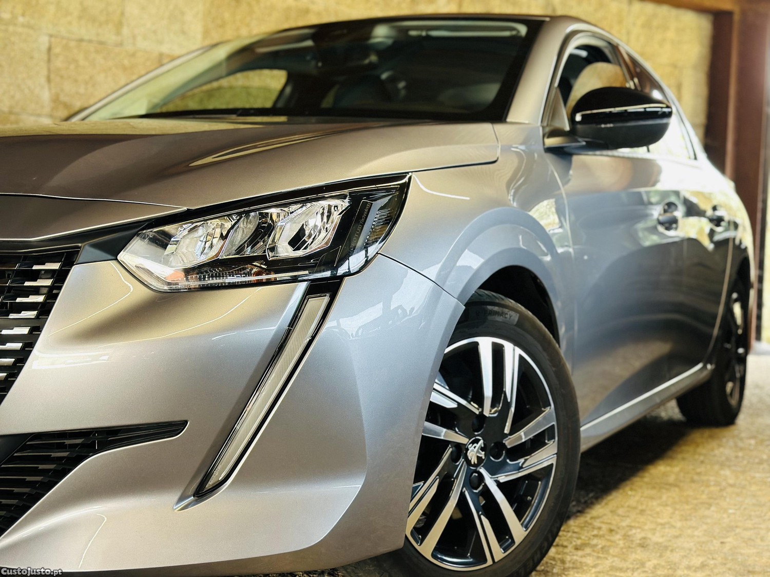 Peugeot 208 1.2 Allure — fotografia 9