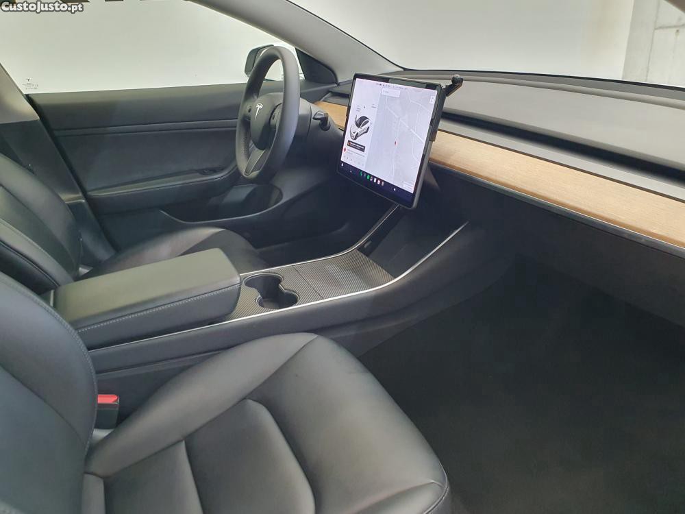 Tesla Model 3 Tração Traseira — fotografia 9