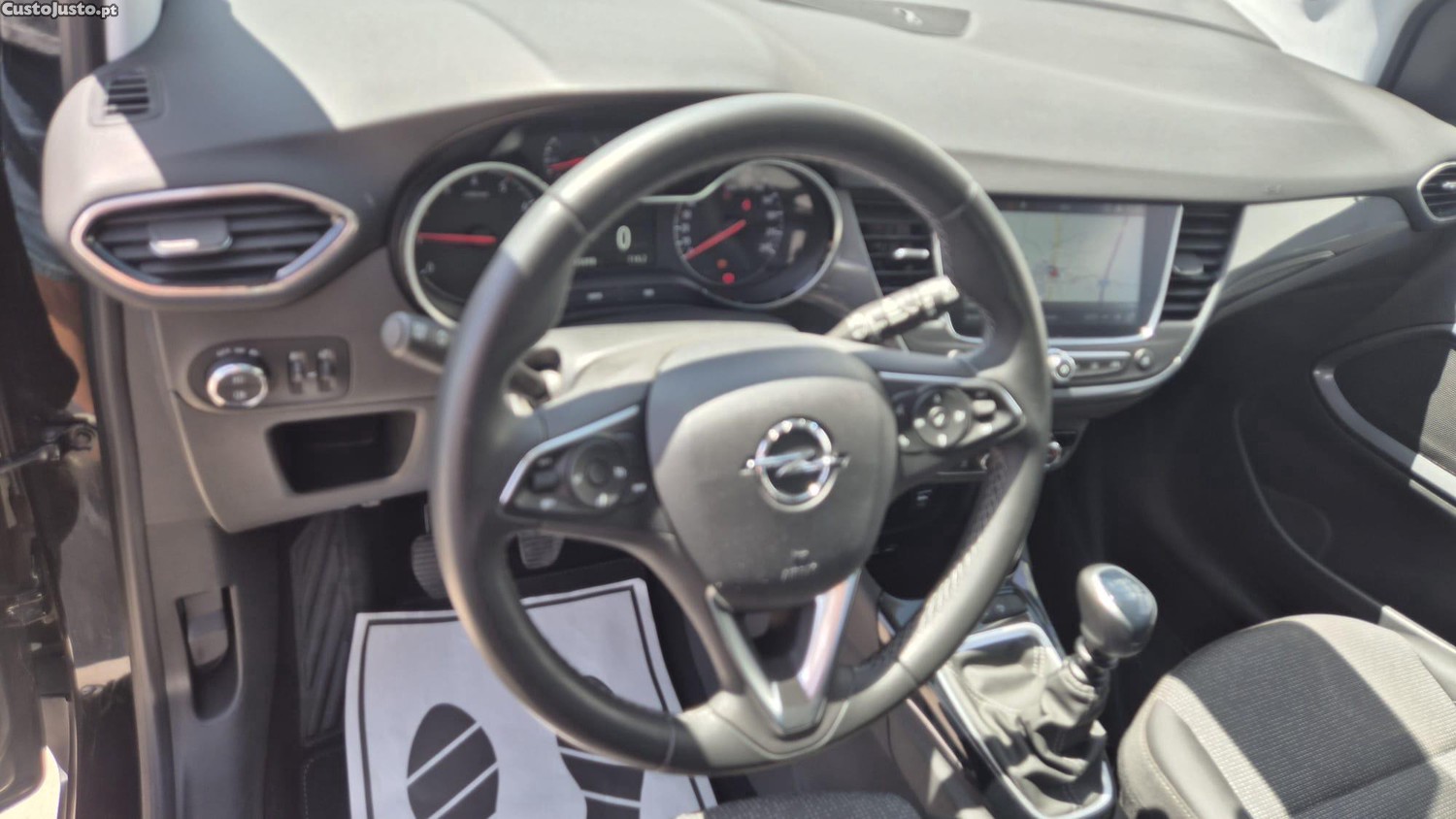 Opel Crossland 1.2 T Business Edition — fotografia 12