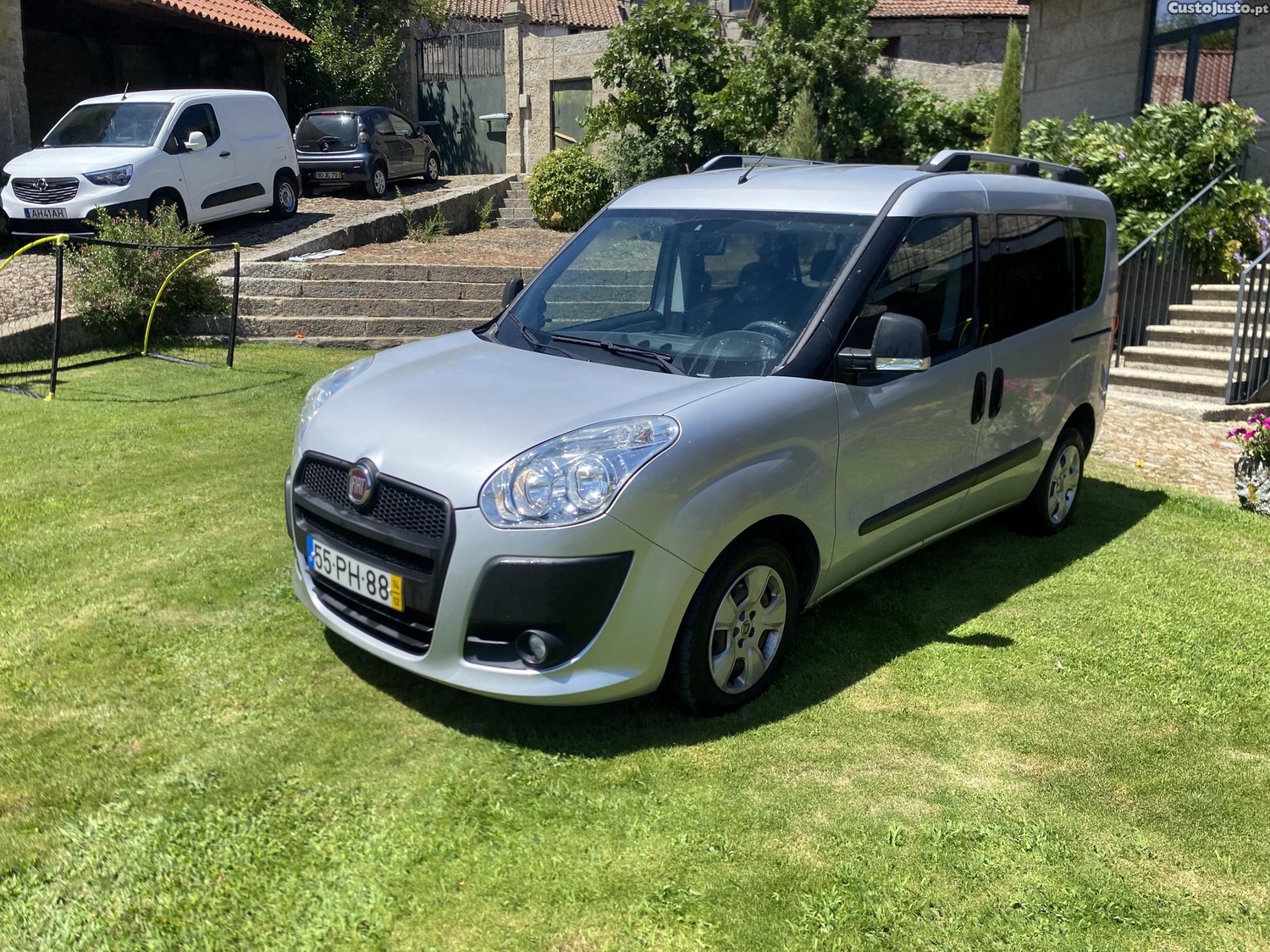 Fiat Doblo 5 lugares — fotografia 8