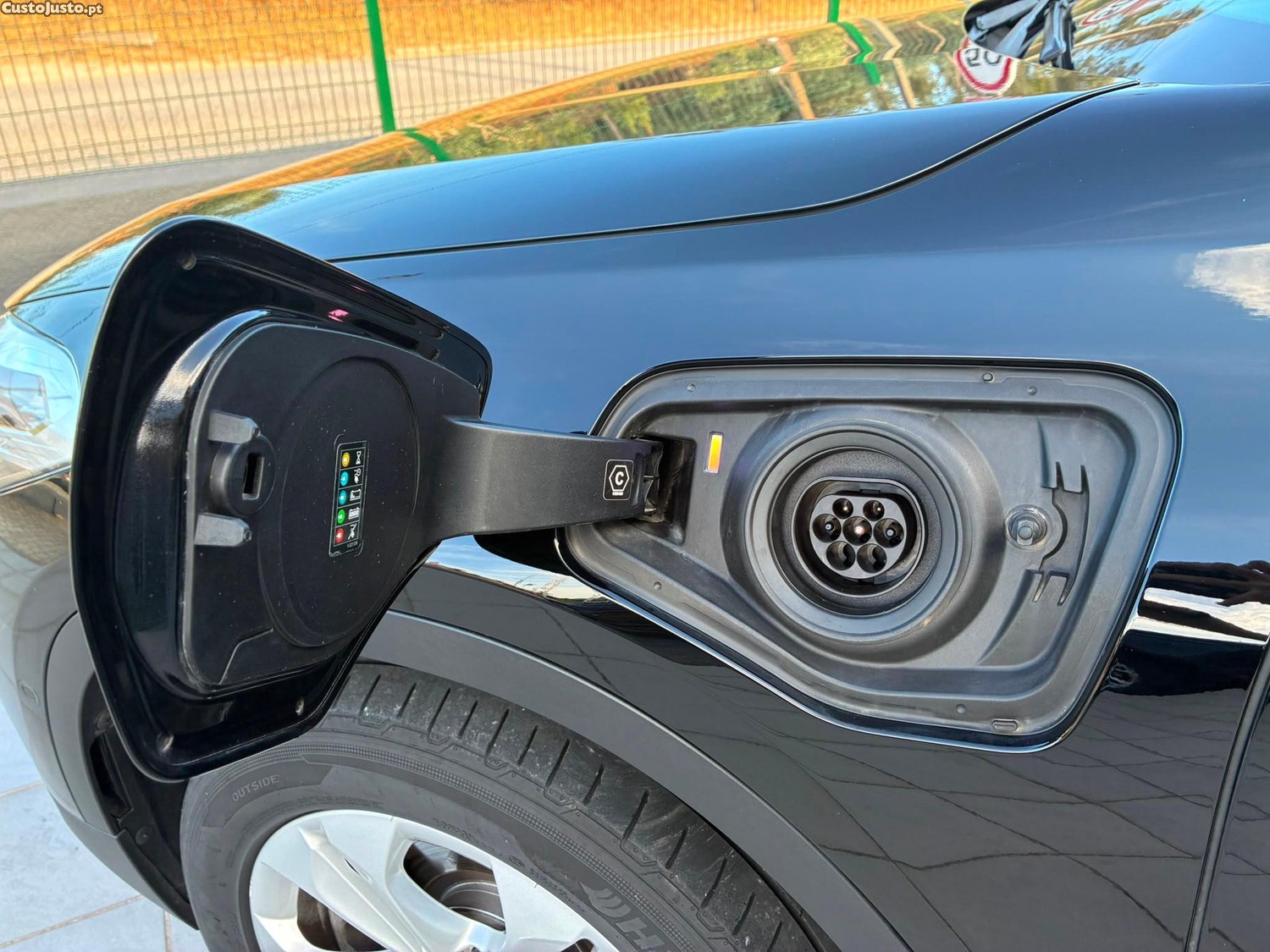 BMW X2 25e Business — fotografia 23