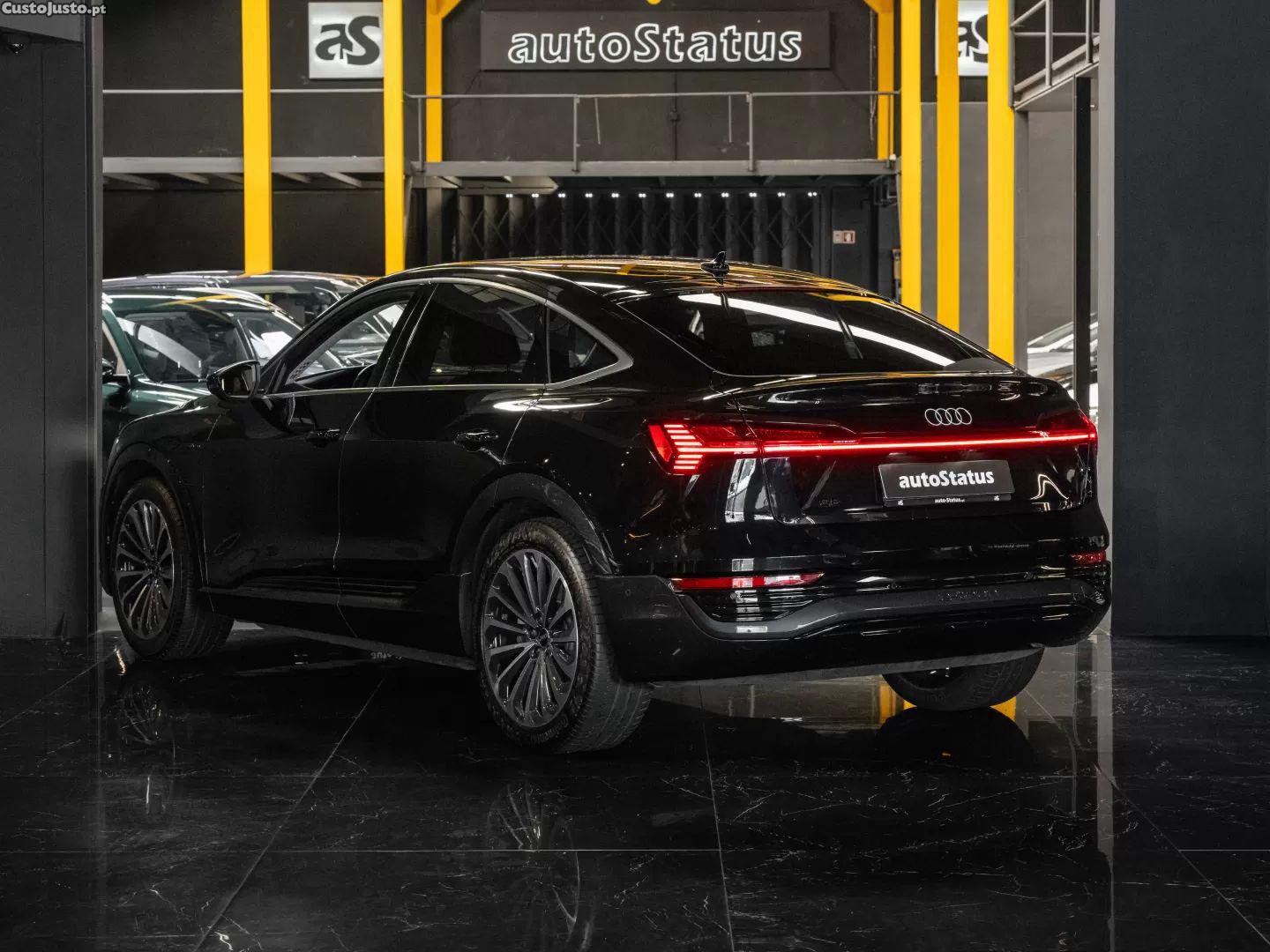 Audi Q8 55 quattro advanced — fotografia 16