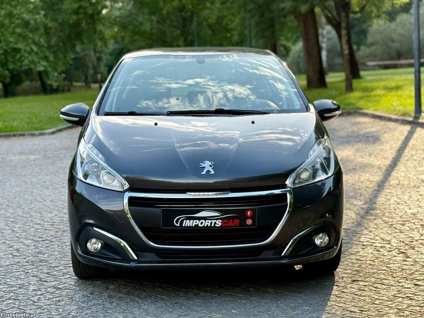 Peugeot 208 1.5 BlueHDi Allure — fotografia 3