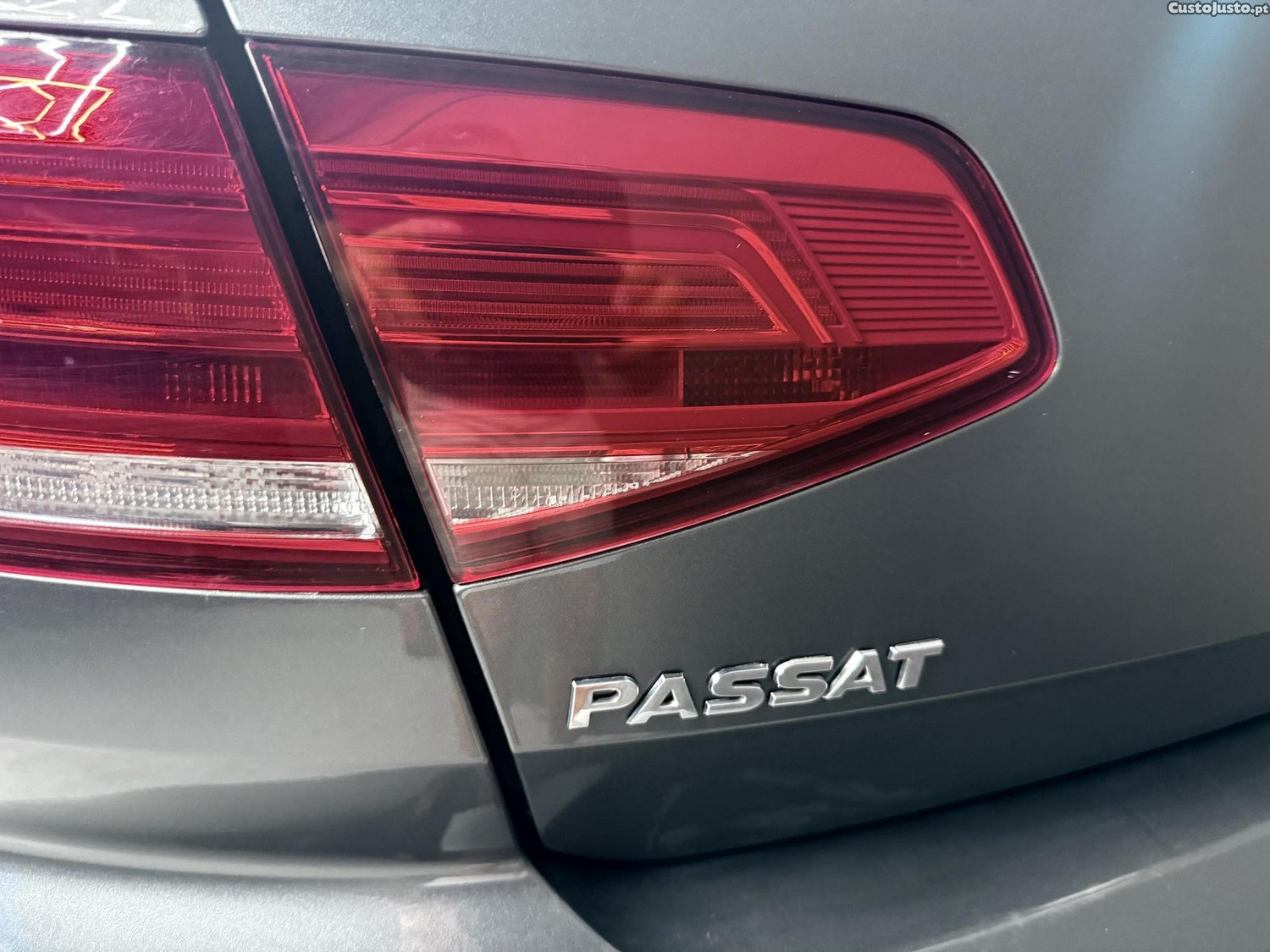Volkswagen Passat Highline — fotografia 9