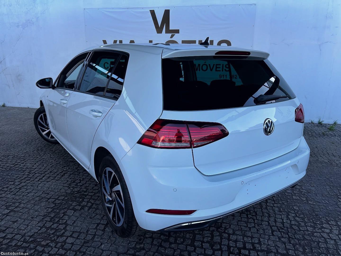 VW Golf 1.6 TDI Confortline — photo 3