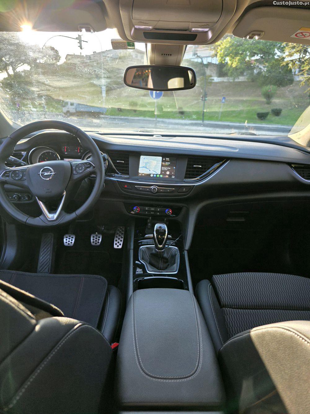 Opel Insignia Grand Sport — fotografia 6