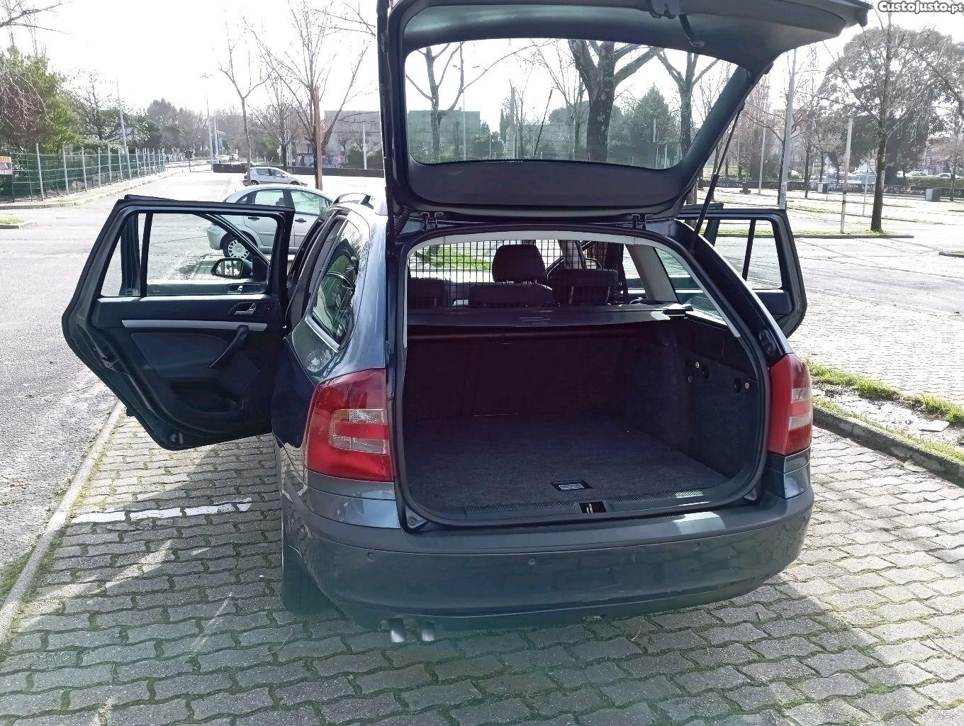 Skoda Octavia 4x4 carrinha — fotografia 5