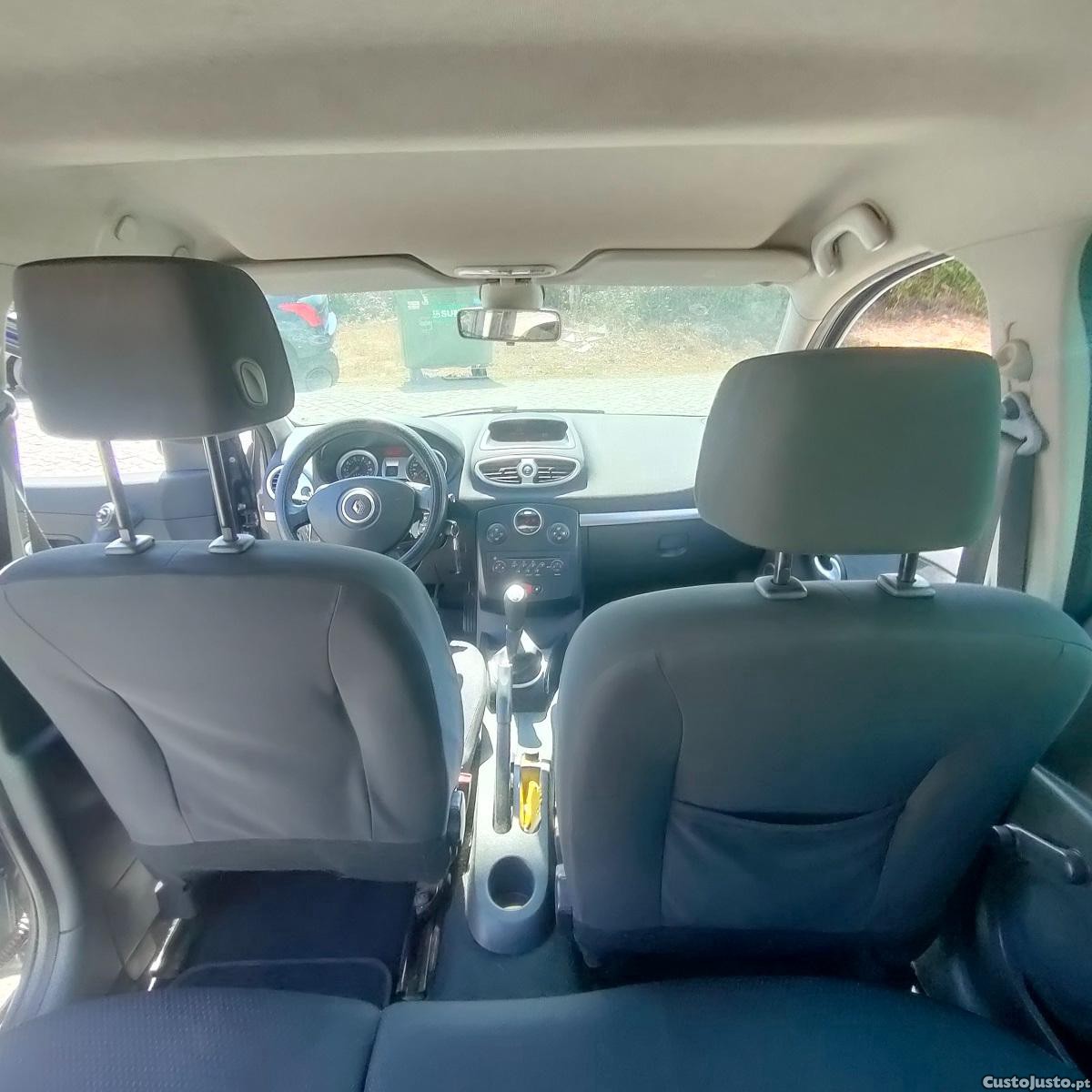 Renault Clio 1.2 Dynamic — fotografia 5
