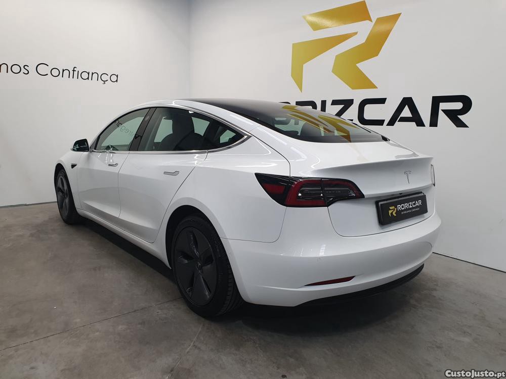 Tesla Model 3 Tração Traseira — fotografia 17