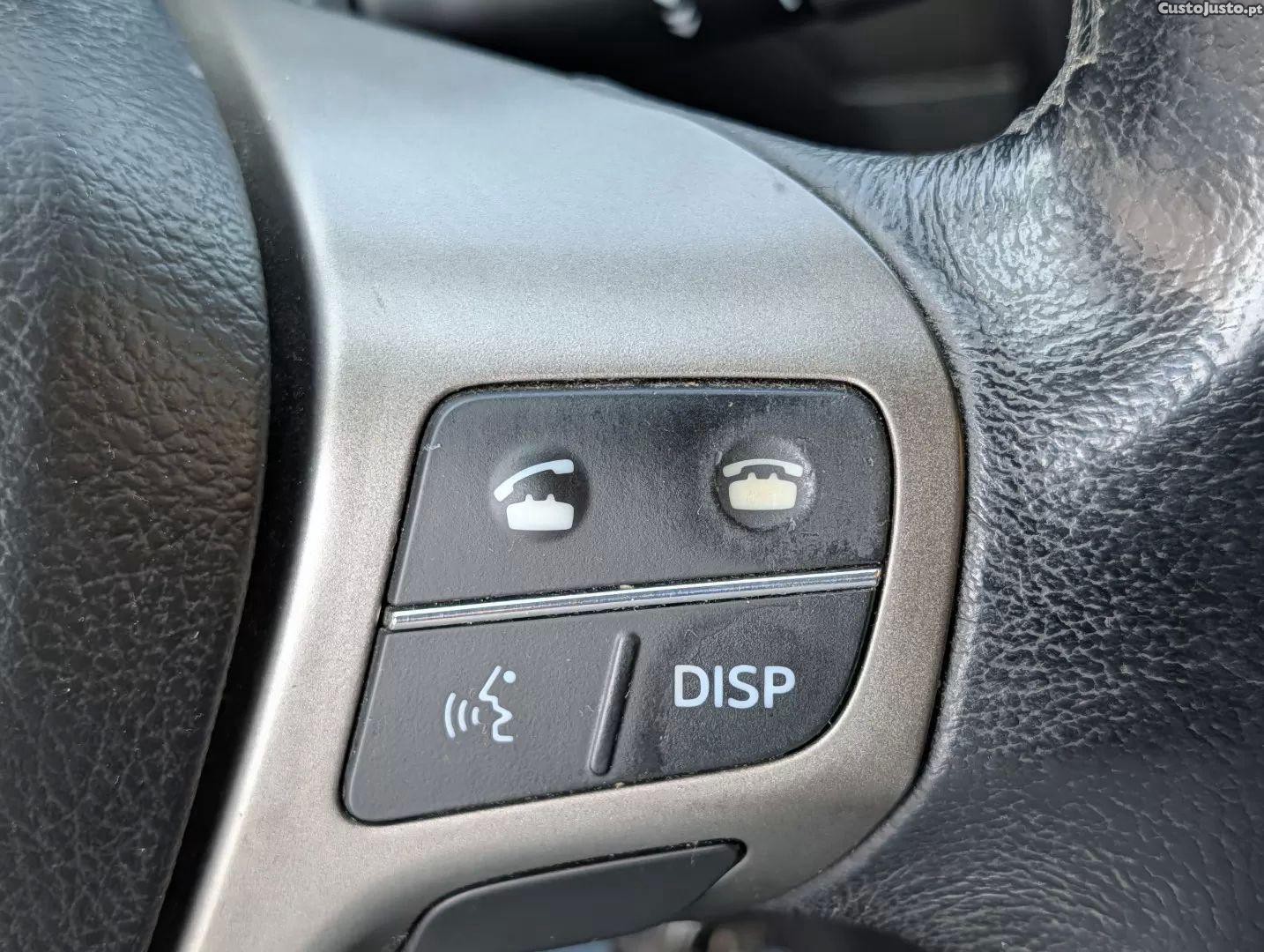 Toyota Avensis 2.0 d-4d gps — fotografia 3