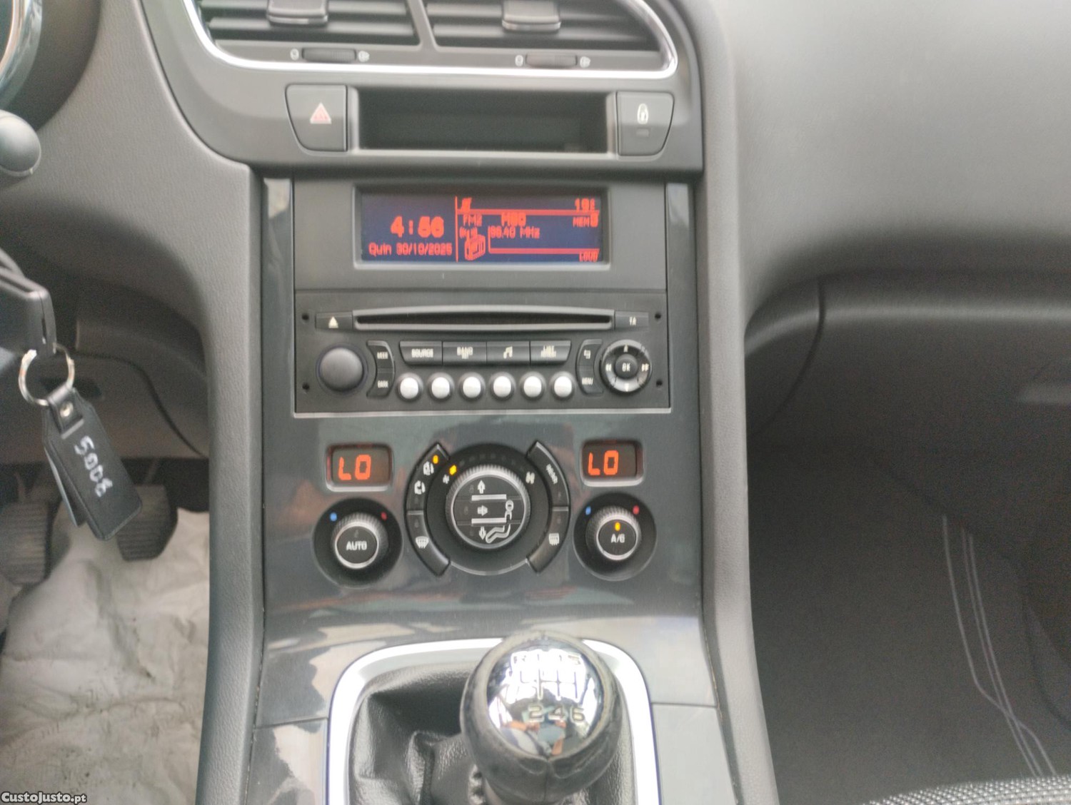 Peugeot 5008 Style 1.6Hdi de 120cv Nacional — fotografia 5