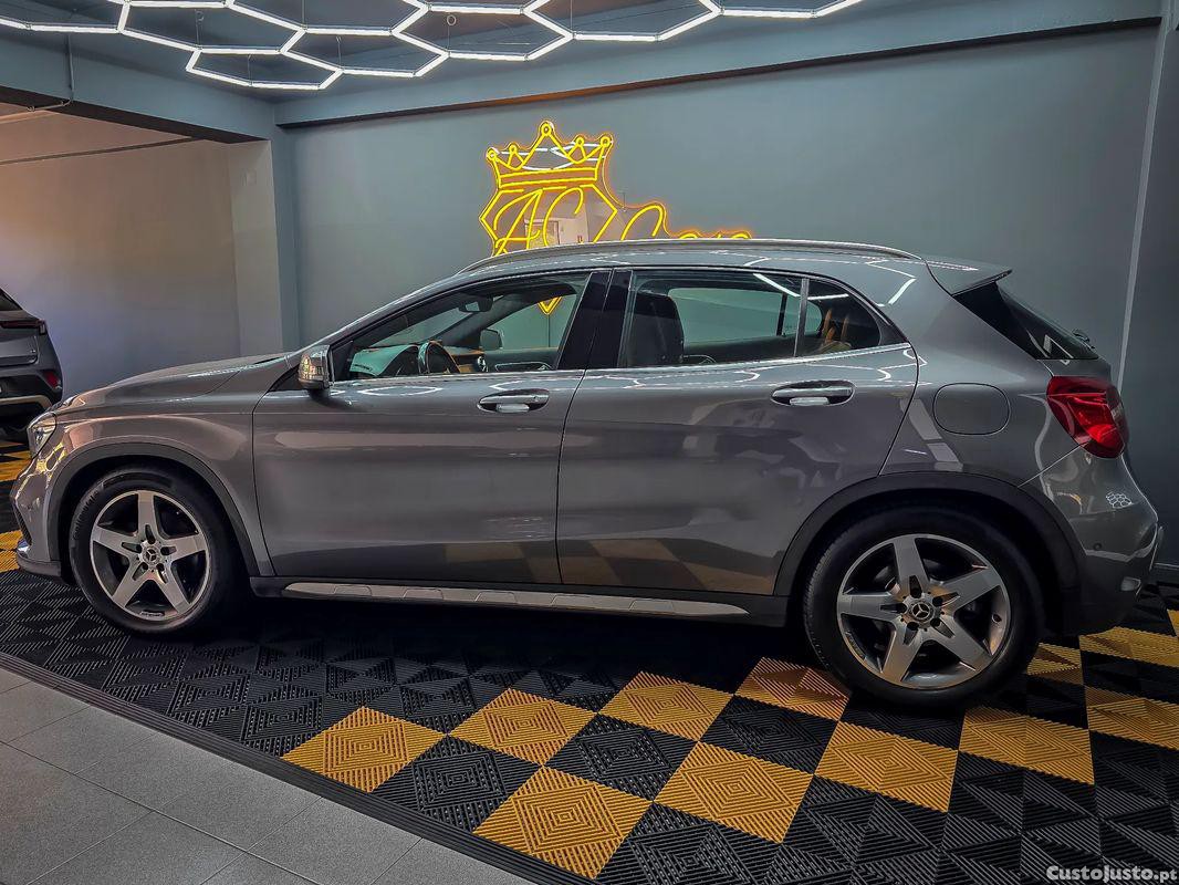 Mercedes-Benz GLA 180 (CDI) d 7G-DCT AMG Line — fotografia 13