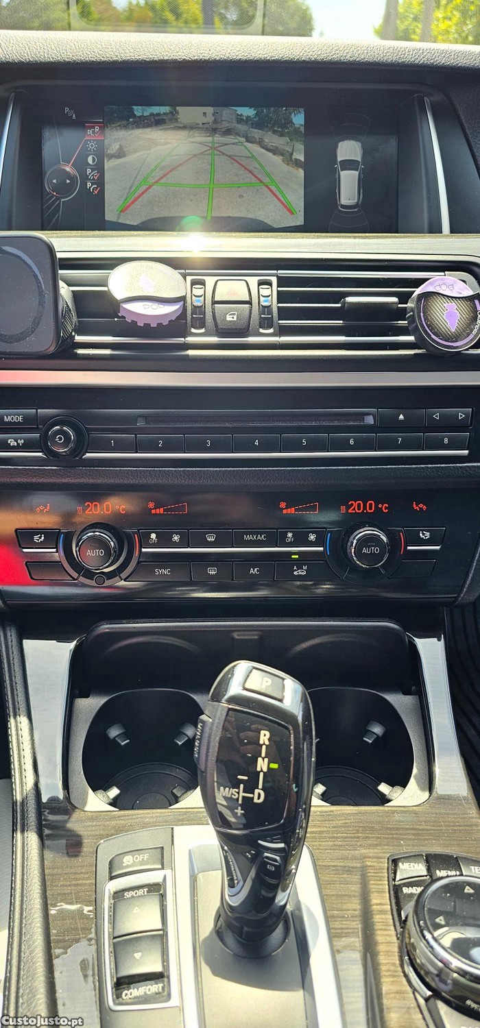 BMW 525 Luxury — fotografia 2