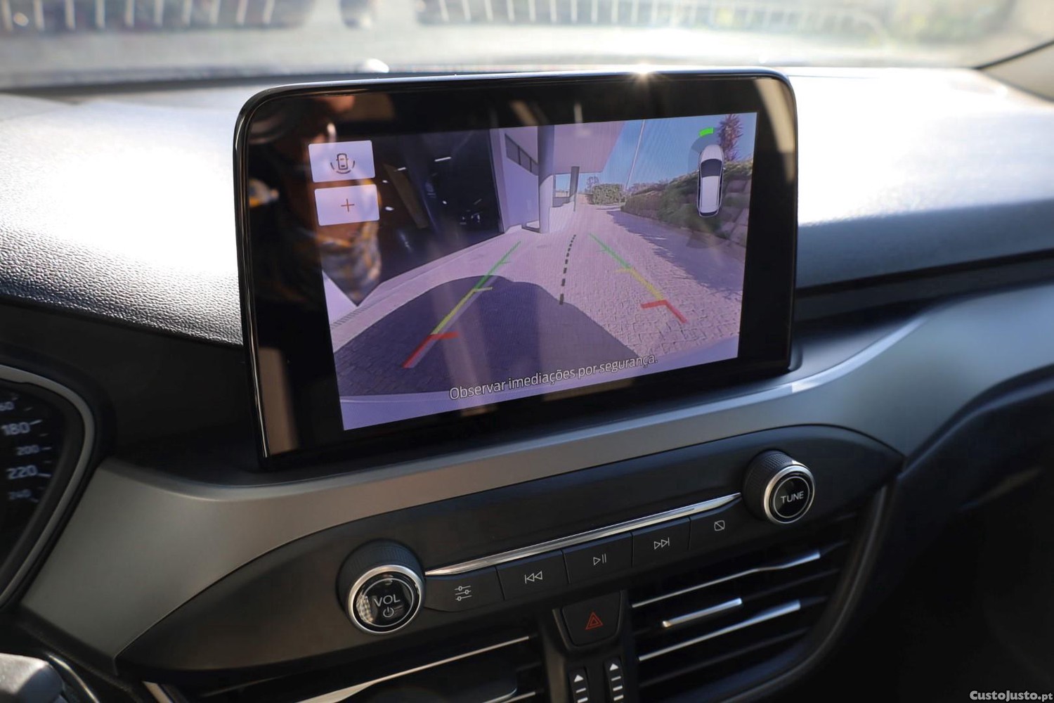 Ford Focus 1.0 EcoBoost MHEV Connected — fotografia 5