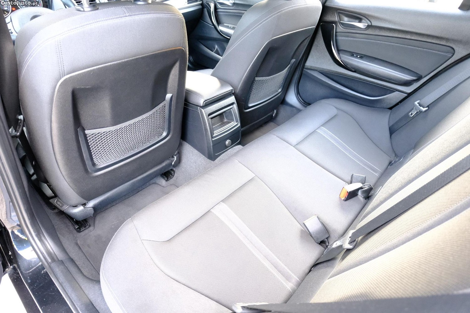 BMW 116 d Line Sport Auto — fotografia 15