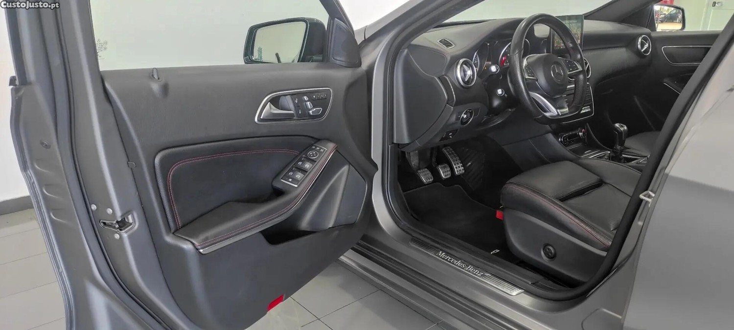Mercedes-Benz A 180 d AMG Line — fotografia 17