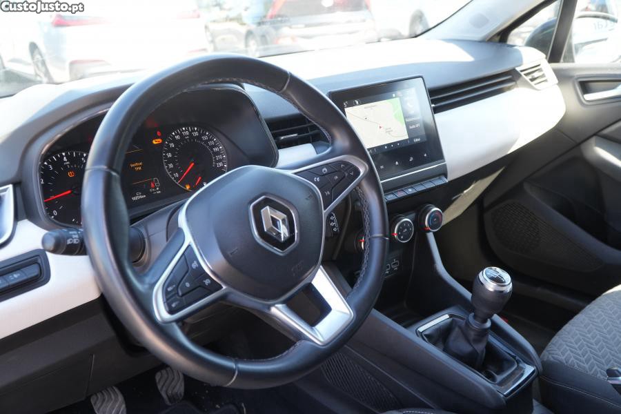 Renault Clio 1.0 TCe Evolution — fotografia 4
