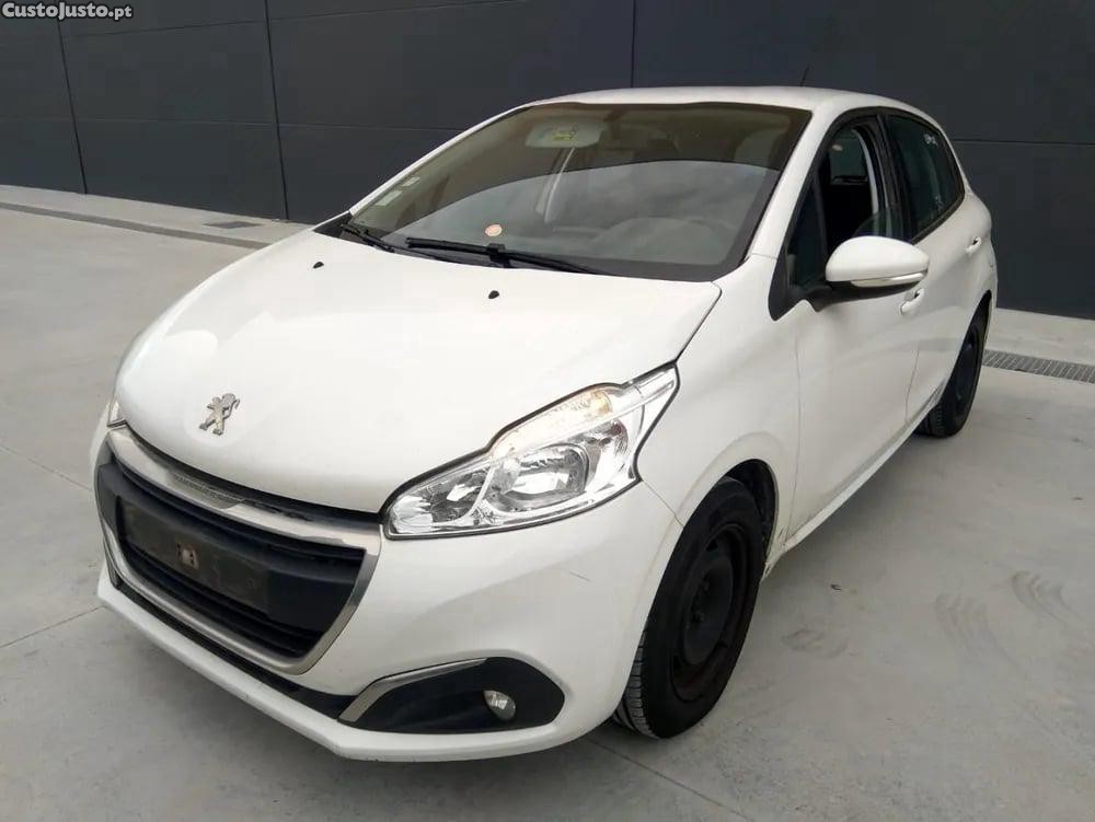 Peugeot 208 1.6 HDi / BlueHDi 75 (55 kW / 75 cv) [01.2013 - 12.2019] - 18 foto 2