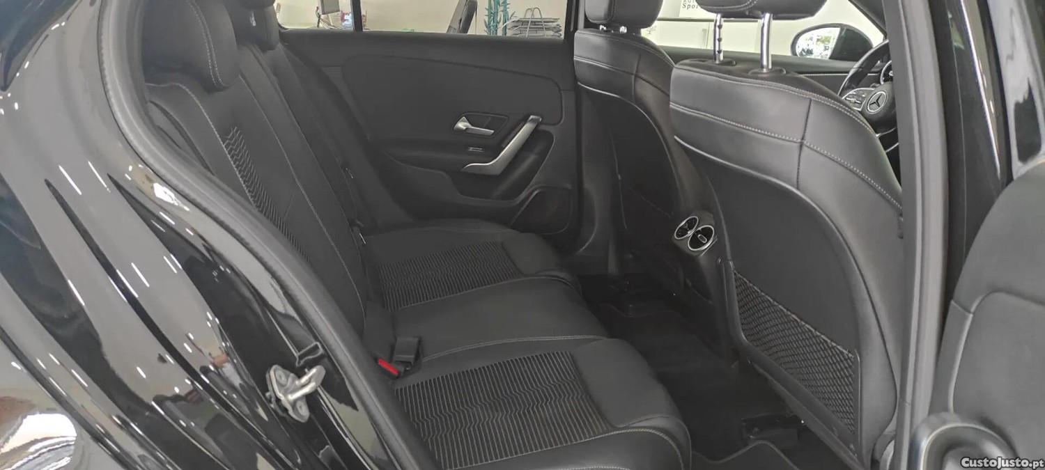 Mercedes-Benz A 180 d 7G-DCT Progressive — fotografia 12
