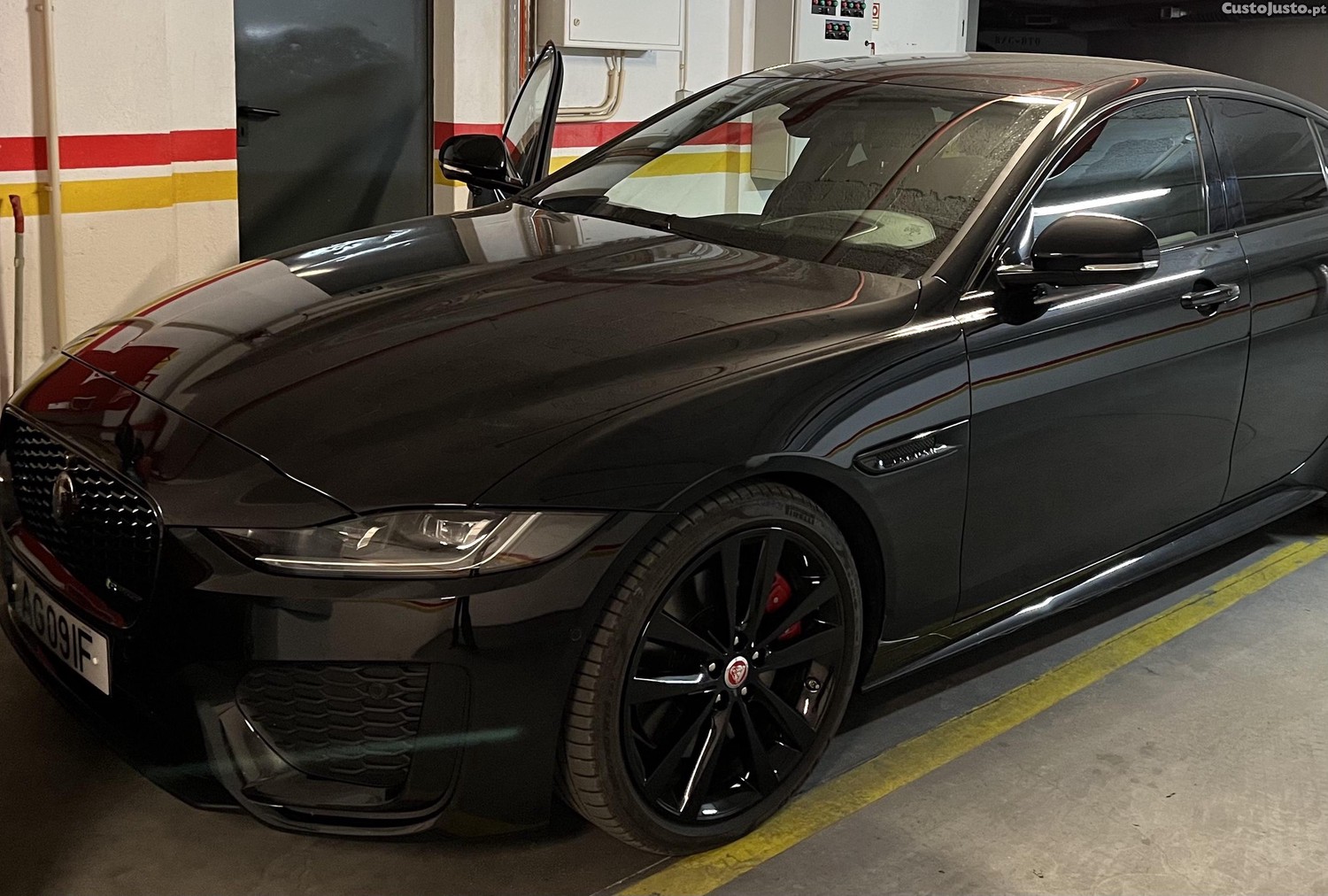 Jaguar XE D200 MHEV — fotografia 10