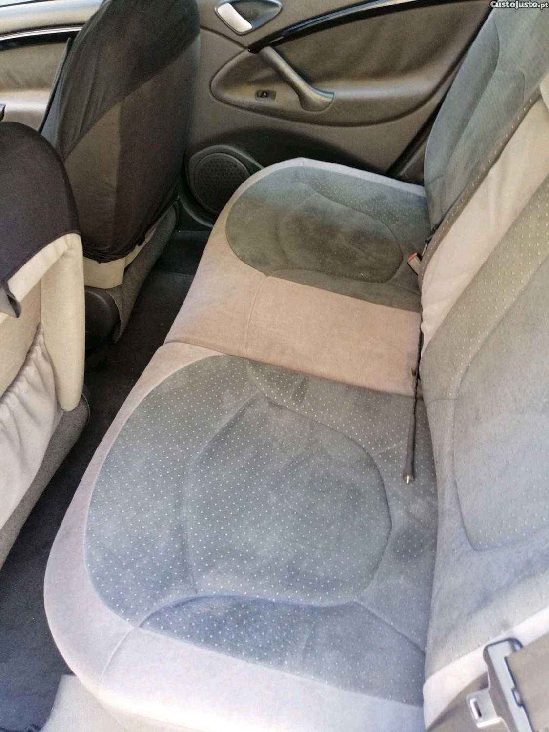Citroën C5 1.6 HDI — fotografia 3