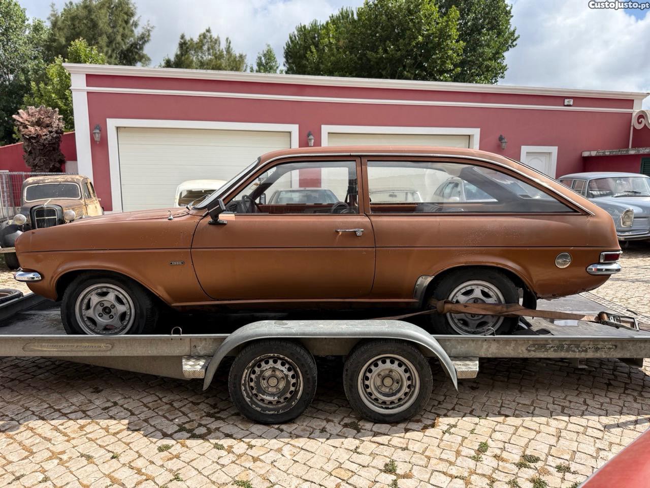 Vauxhall Viva De Luxe Estate 2 Door   1976 — photo 4