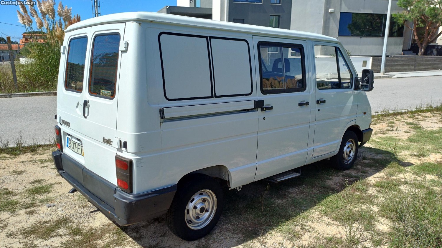 Renault Trafic 2.1 D 7 Lugares — fotografia 7