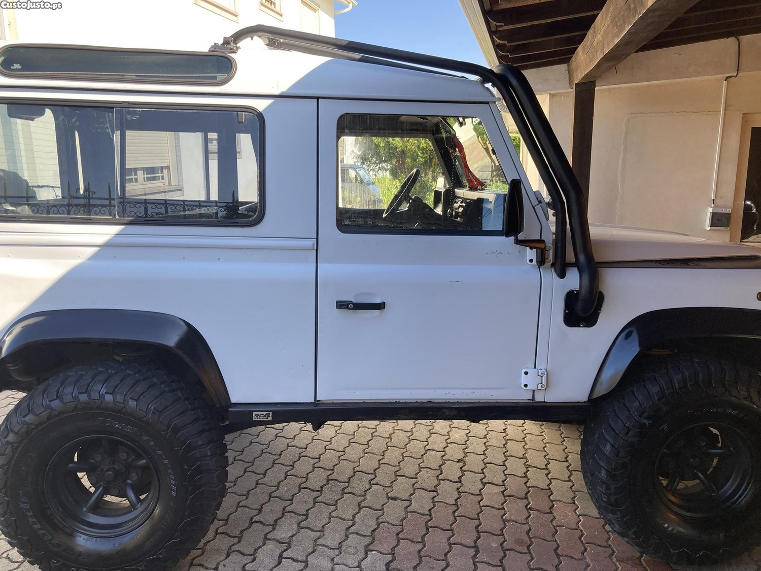 Land Rover Defender TD5 6 LUGARES - 99 foto 4