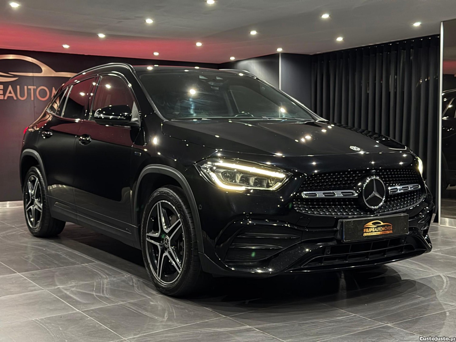 Mercedes-Benz GLA 250 e 8G-DCT AMG Line — fotografia 17