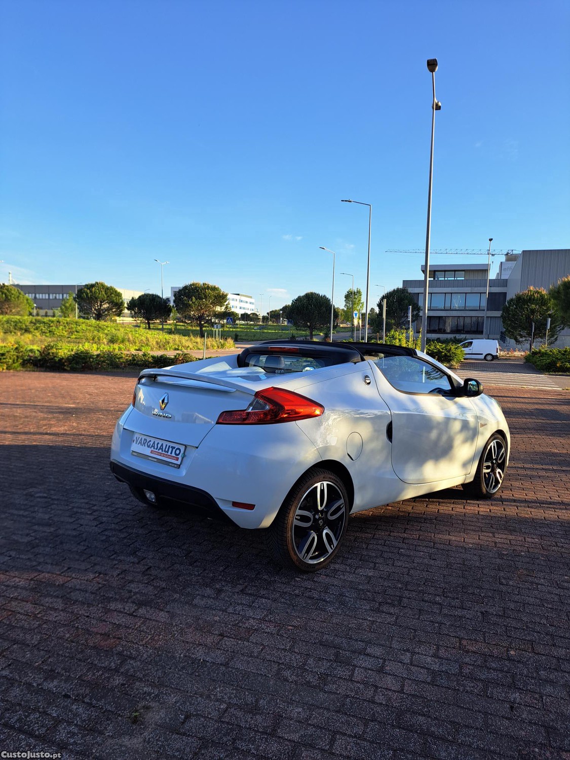 Renault Wind 1.2 Turbo — fotografia 4