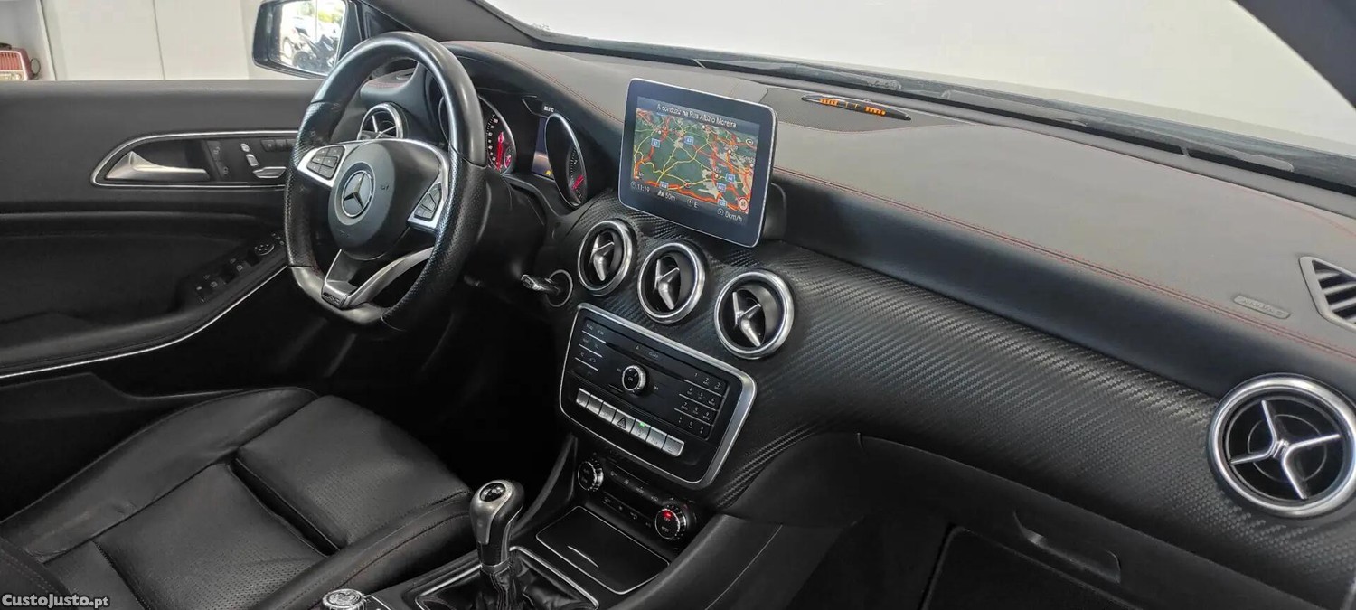 Mercedes-Benz A 180 d AMG Line — fotografia 9