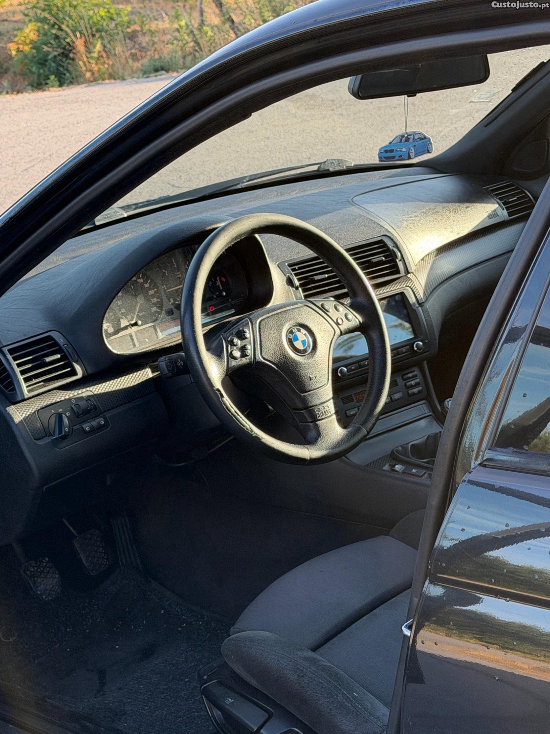 BMW 330 D Pack M- Possibilidade de financiamento — fotografia 7