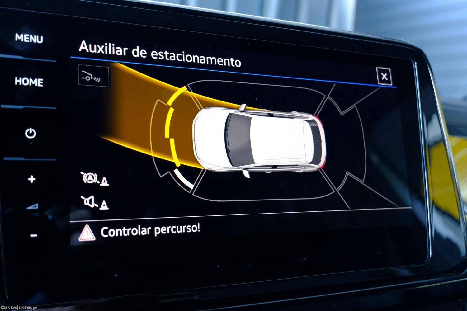 Volkswagen T-Roc 1.0 TSI Black Style — fotografia 5