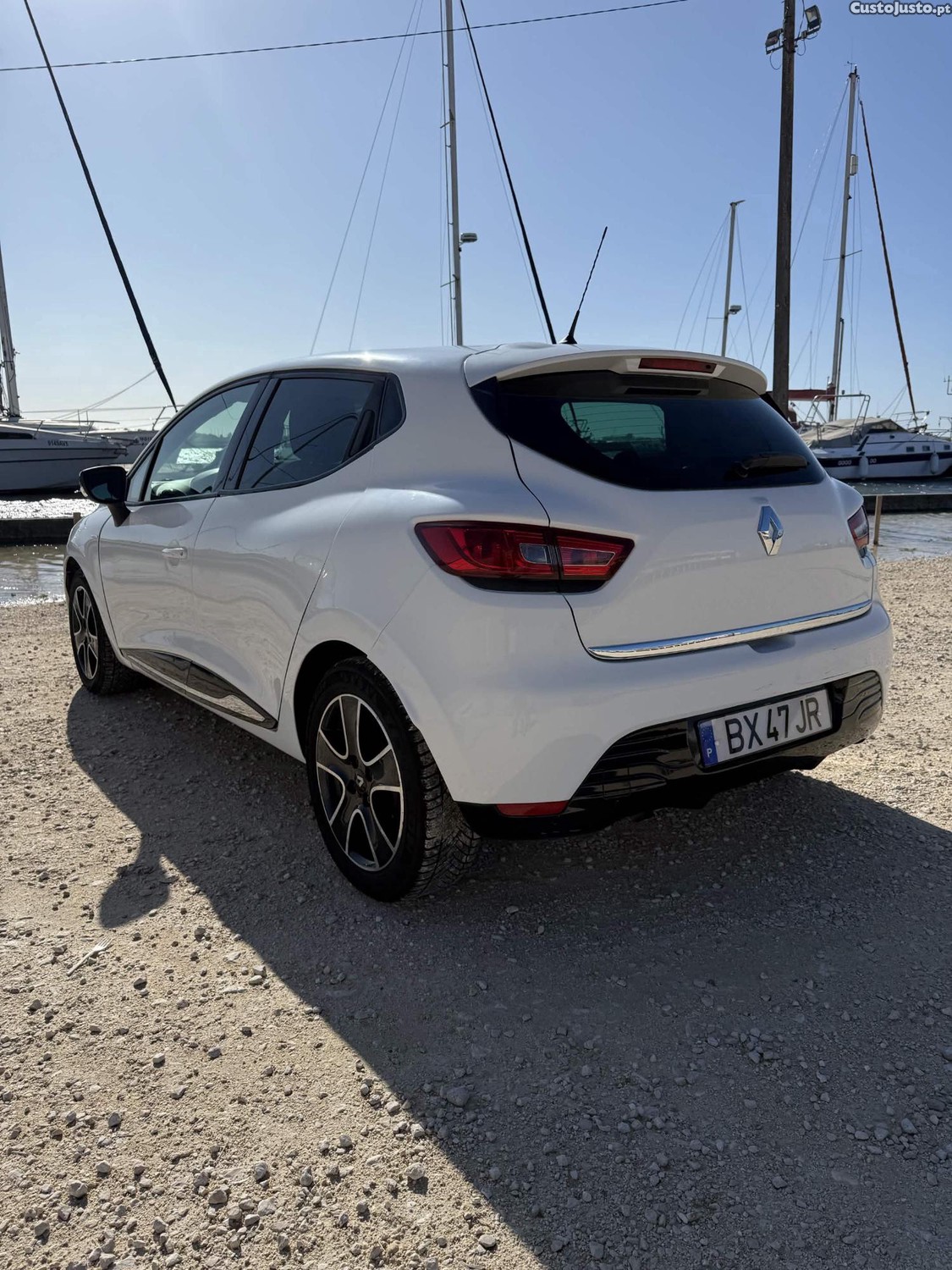 Renault Clio 0.9 TCe 90 Limited — fotografia 4