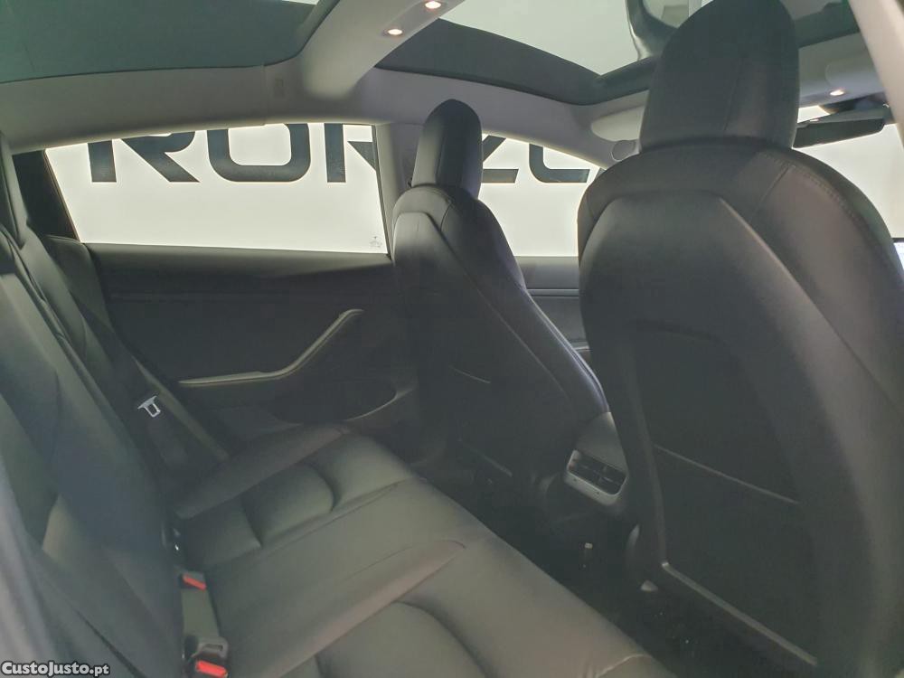 Tesla Model 3 Tração Traseira — fotografia 7