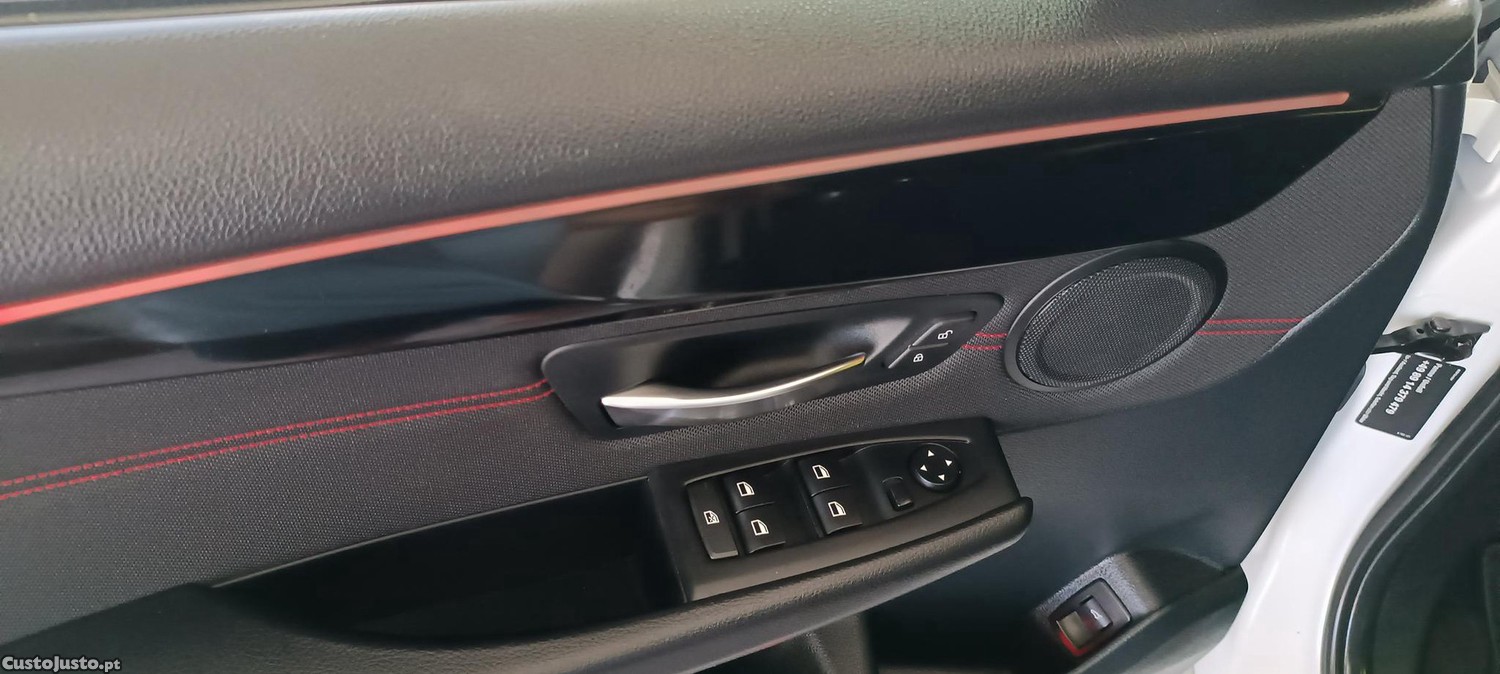BMW 218 Active Tourer SPORT LINE — fotografia 6