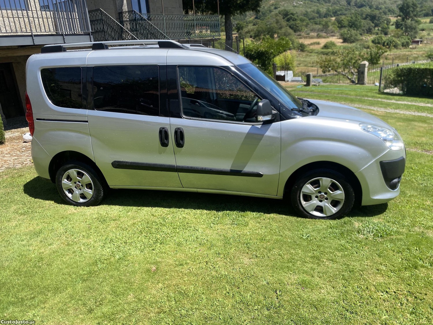 Fiat Doblo 5 lugares — fotografia 6