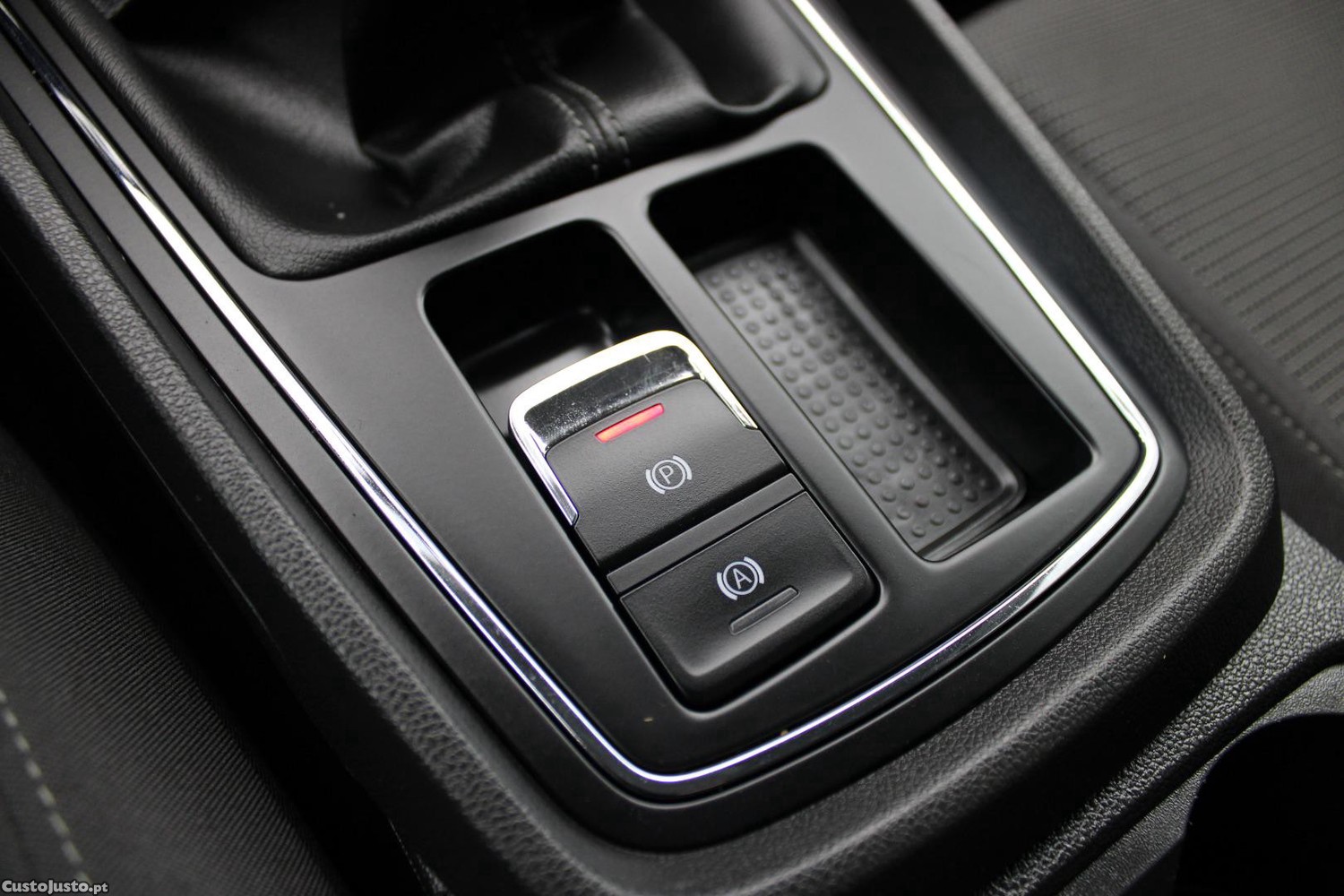 SEAT Leon ST 1.6 TDI STYLE — fotografia 10