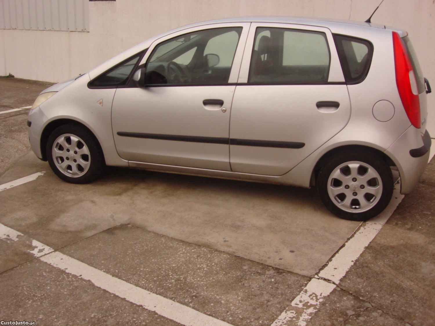 Mitsubishi 400 (Colt) — fotografia 6