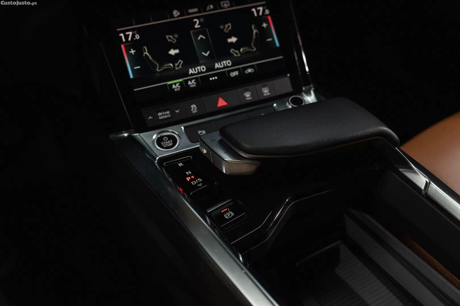Audi Q8 55 quattro advanced — fotografia 11