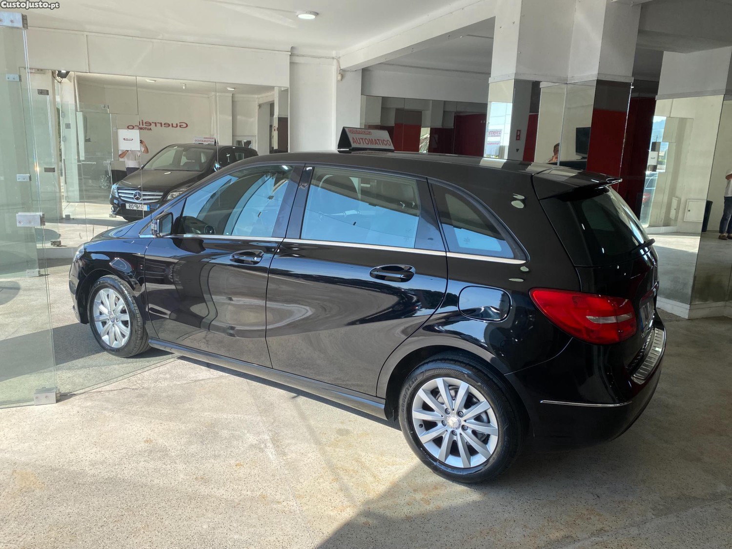 Mercedes-Benz B 200 CDI Auto 7-G — fotografia 10