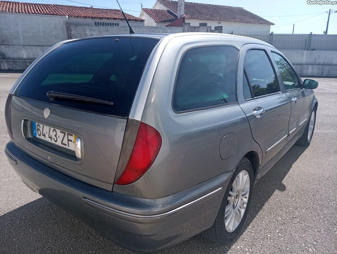Lancia Lybra 1.9 jtd — fotografia 6