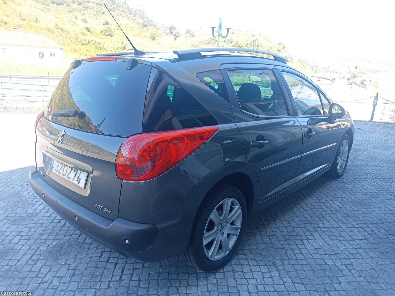 Peugeot 207 SW 1.6 HDI 90 cv — photo 2