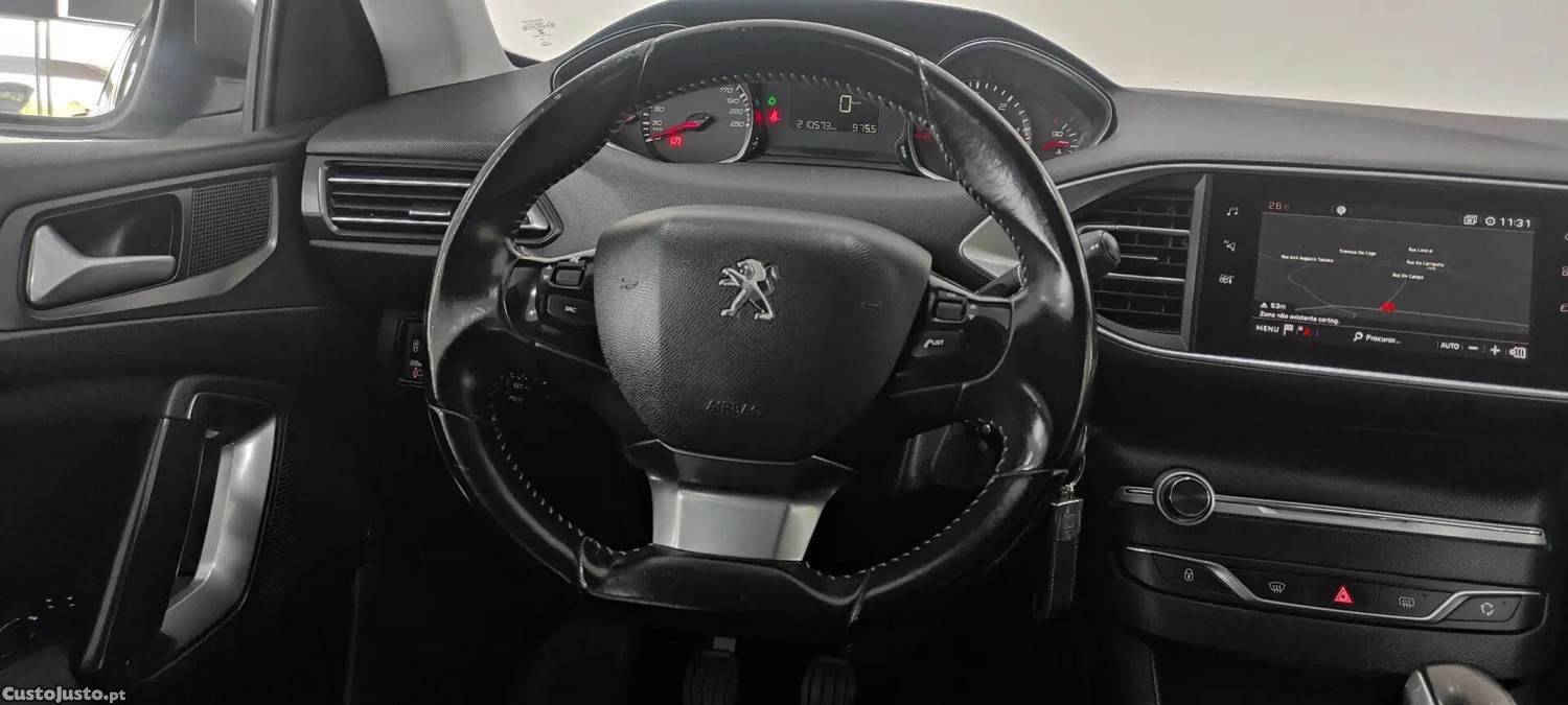 Peugeot 308 1.6 BlueHDi Style — fotografia 23